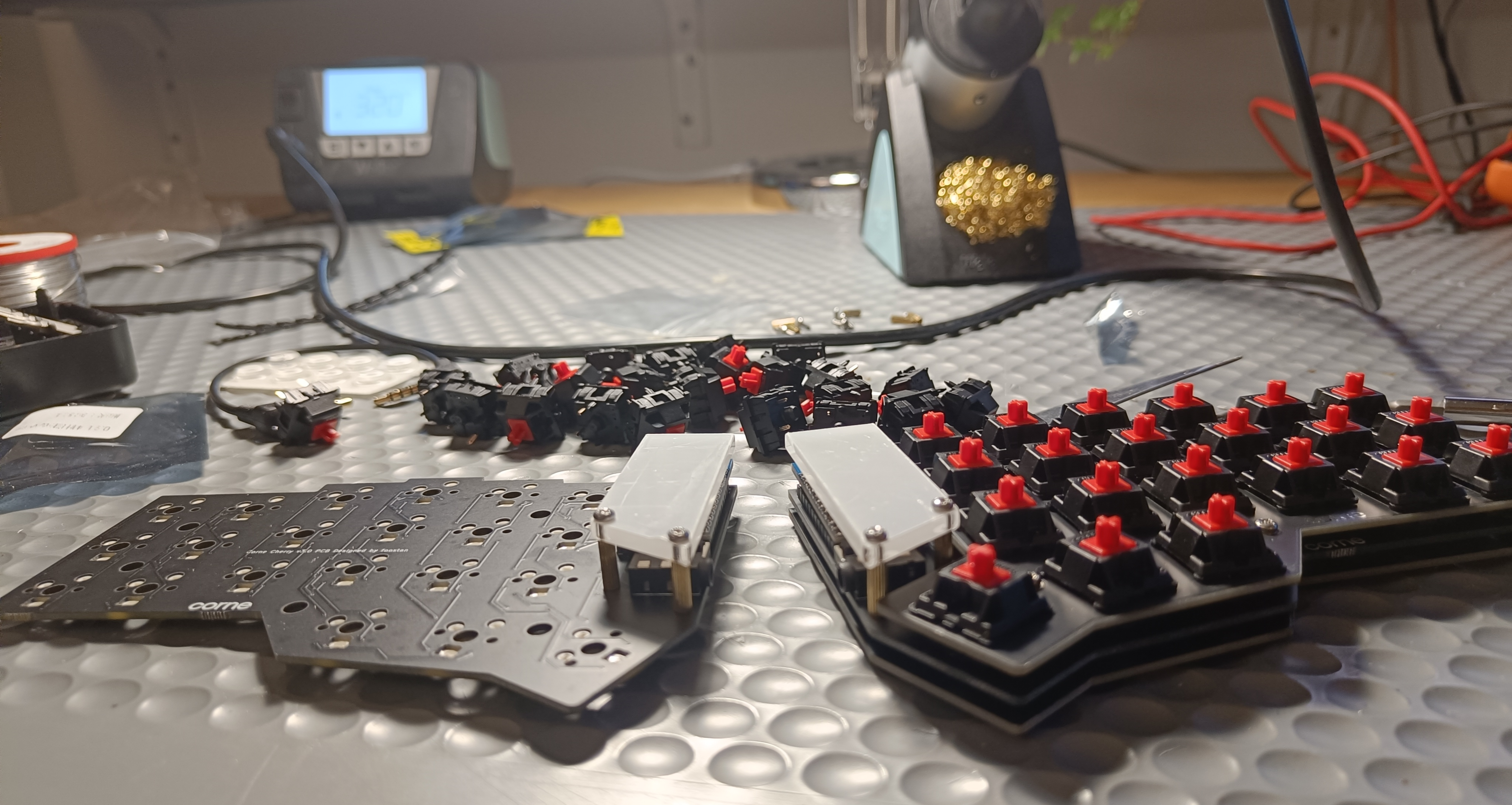 Kåre von Geijer | Building a Custom Keyboard